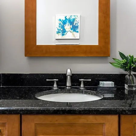 Roami At Hibernia Tower Apartment New Orleans Room photo